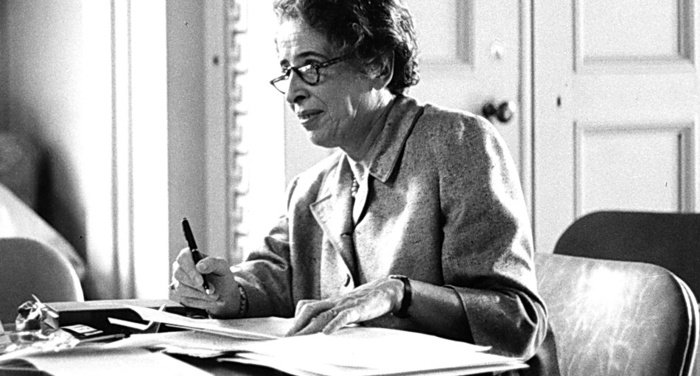 Hannah Arendt - Il dominio totale non consente libert� d'iniziativa Hannah Arendt - Il dominio totale non consente libert� d'iniziativa