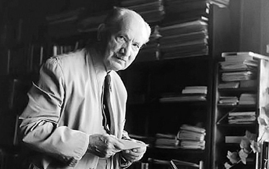 Martin Heidegger - Che cosa significa pensare? Martin Heidegger - Che cosa significa pensare?