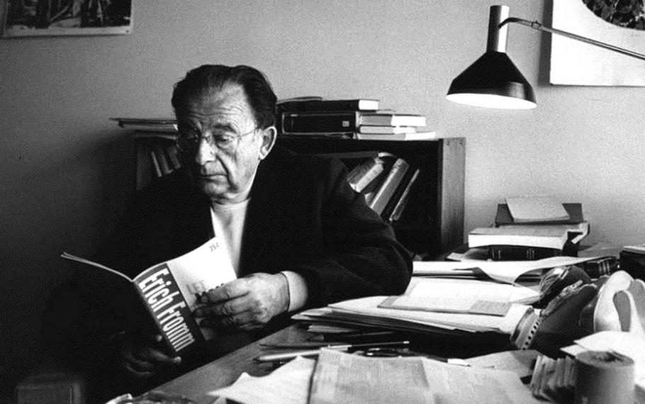Erich Fromm - Tutti i metodi di lavaggio del cervello devono essere messi al bando Erich Fromm - Tutti i metodi di lavaggio del cervello devono essere messi al bando
