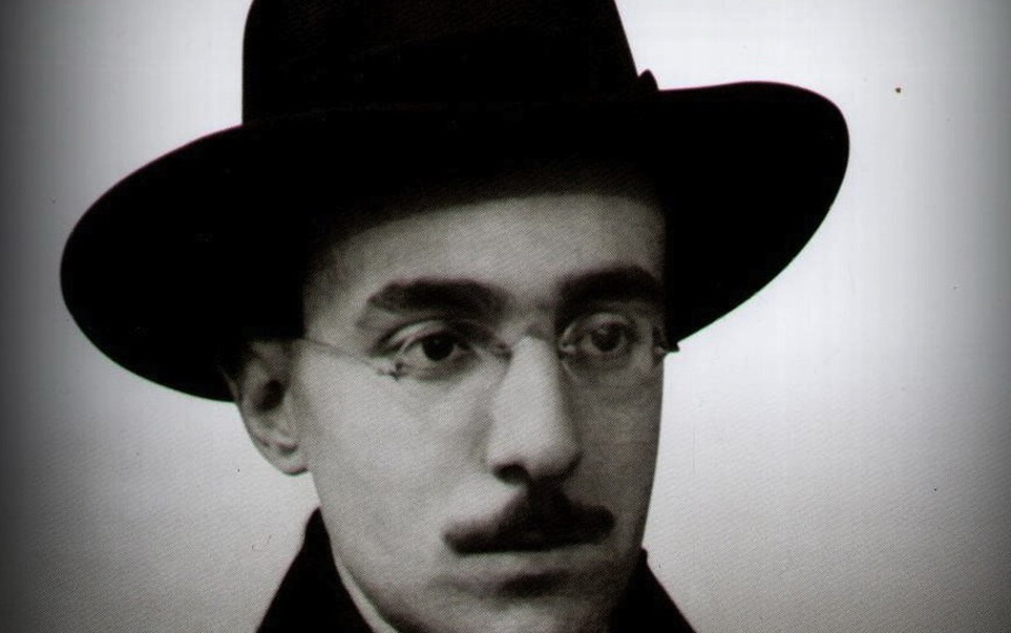 Fernando Pessoa - Leggere � sognare per mano altrui Fernando Pessoa - Leggere � sognare per mano altrui