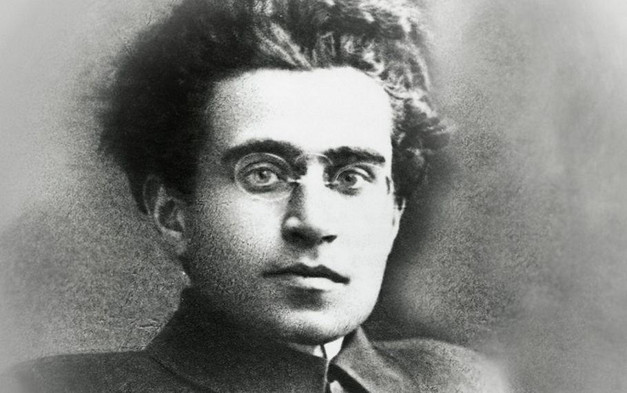 Antonio Gramsci - I libri non sono altro che stimoli per scavare in me stesso Antonio Gramsci - I libri non sono altro che stimoli per scavare in me stesso