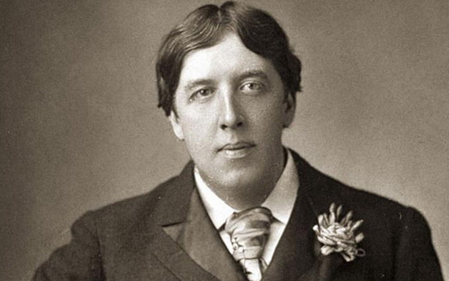 Oscar Wilde - Per anni Dorian Gray non riusc� a liberarsi dall�influenza di quel libro Oscar Wilde - Per anni Dorian Gray non riusc� a liberarsi dall�influenza di quel libro
