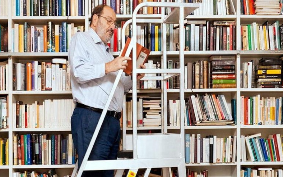 Umberto Eco - "Quanti libri! Li ha letti tutti?" Umberto Eco - "Quanti libri! Li ha letti tutti?"