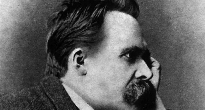Friedrich Nietzsche - Da cosa nascono le improvvise passioni di un uomo per una donna? Friedrich Nietzsche - Da cosa nascono le improvvise passioni di un uomo per una donna?