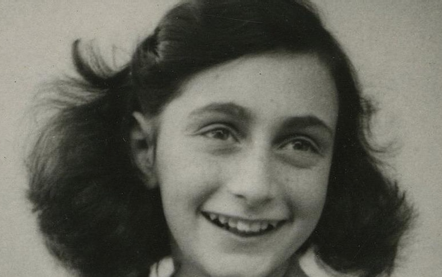 Anne Frank - Vedo il mondo mutarsi lentamente in un deserto Anne Frank - Vedo il mondo mutarsi lentamente in un deserto