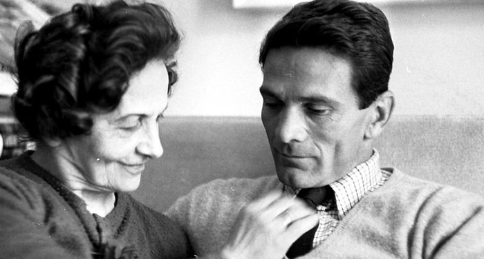 Pier Paolo Pasolini - Supplica a mia madre Pier Paolo Pasolini - Supplica a mia madre