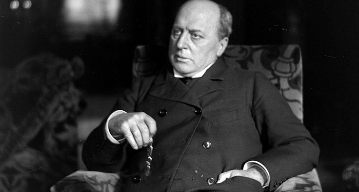 Henry James - La giovane era immersa nella lettura Henry James - La giovane era immersa nella lettura