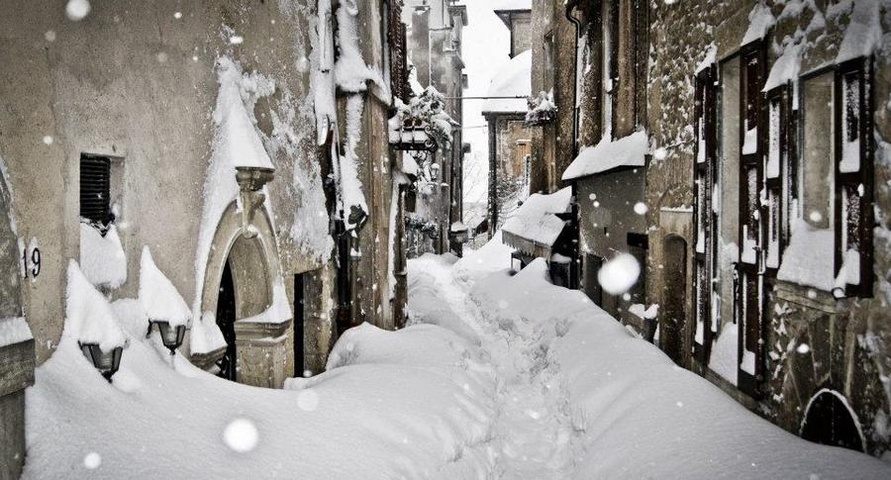 Giosu� Carducci - Nevicata