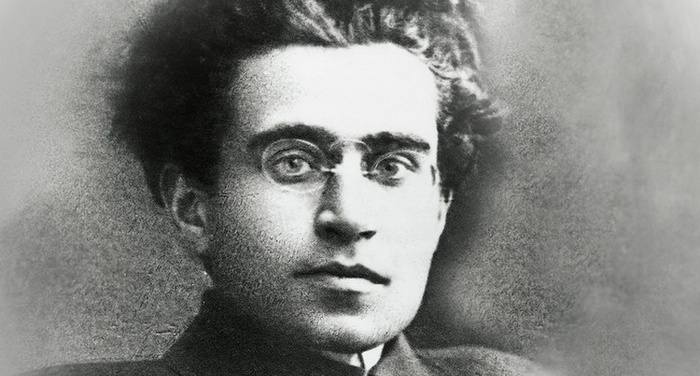 Antonio Gramsci - I libri non sono altro che stimoli per scavare in me stesso Antonio Gramsci - I libri non sono altro che stimoli per scavare in me stesso