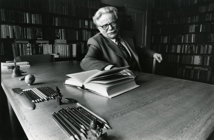 Elias Canetti - Quando si diventa vecchi si commentano i grandi libri Elias Canetti - Quando si diventa vecchi si commentano i grandi libri