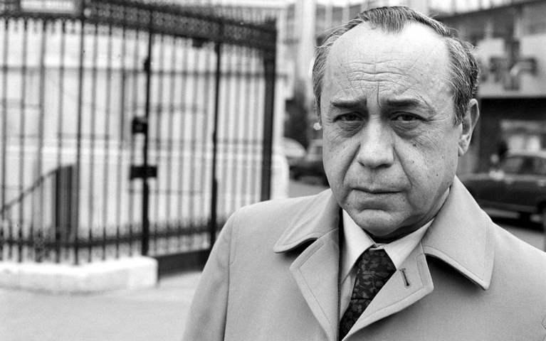 Leonardo Sciascia - La biblioteca del vescovo Leonardo Sciascia - La biblioteca del vescovo