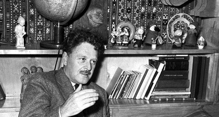 Nazim Hikmet - L�albero di Natale Nazim Hikmet - L�albero di Natale