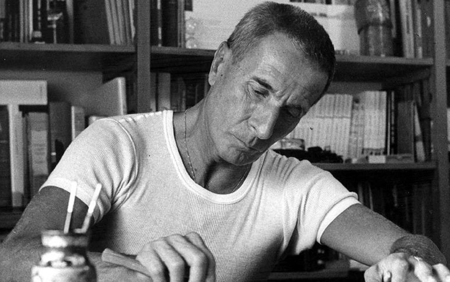 Dino Buzzati - L'attesa di un bene certo ci d� pi� gioia che il raggiungerlo