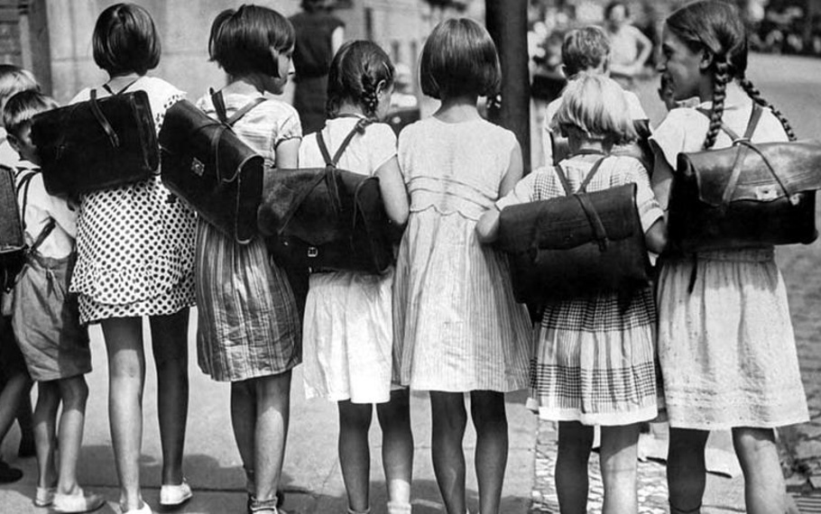 Gianni Rodari - Il primo giorno di scuola Gianni Rodari - Il primo giorno di scuola