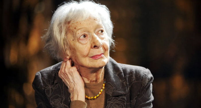 Wislawa Szymborska - Domande poste a me stessa Wislawa Szymborska - Domande poste a me stessa