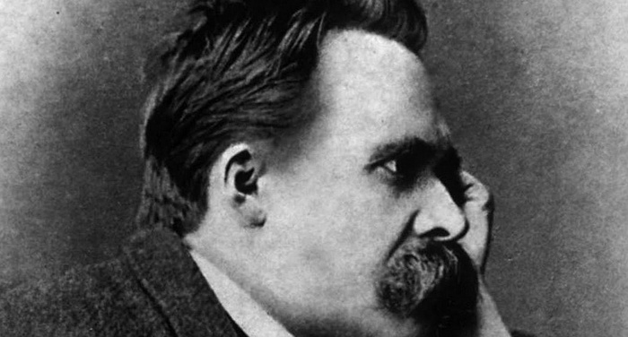 Friedrich Nietzsche - Chi � afflitto da gravi sofferenze