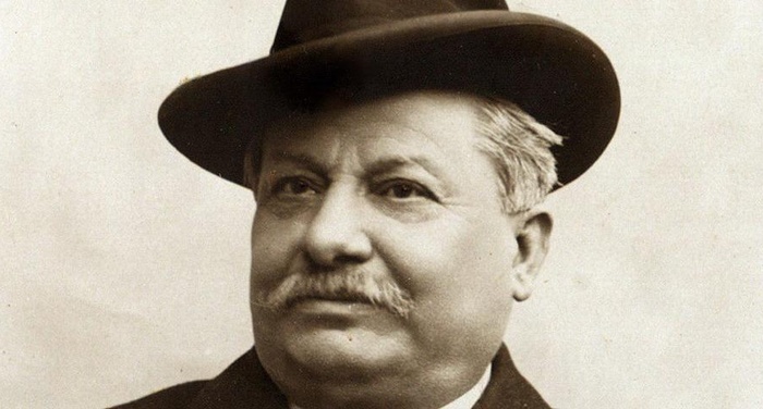 Giovanni Pascoli - Il lampo Giovanni Pascoli - Il lampo
