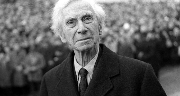 Bertrand Russell - Le cose indispensabili alla felicit� umana sono semplici