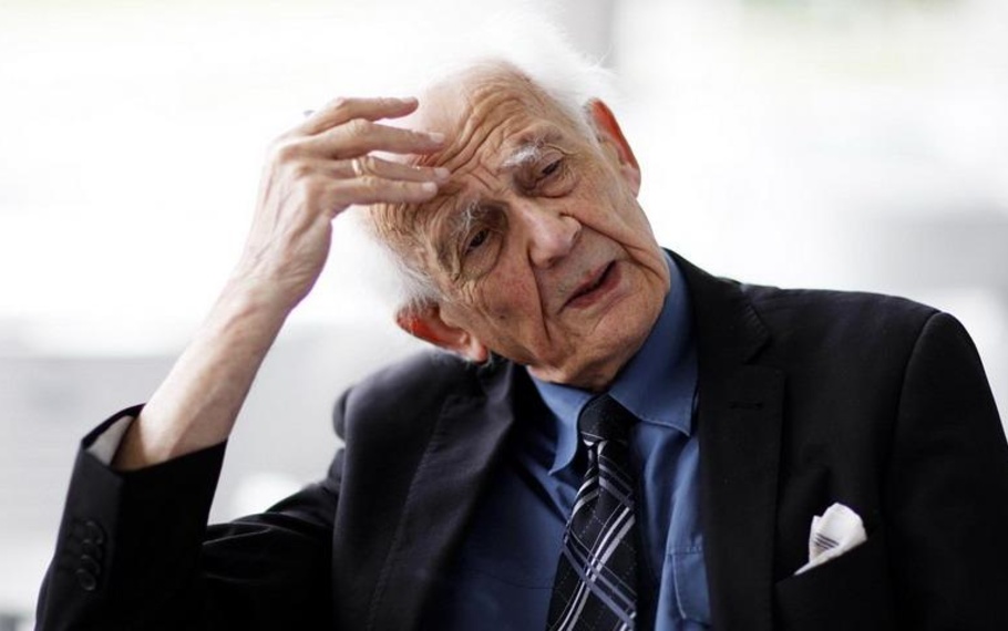 Zygmunt Bauman - Il terreno su cui poggiano le nostre prospettive di vita � notoriamente instabile Zygmunt Bauman - Il terreno su cui poggiano le nostre prospettive di vita � notoriamente instabile